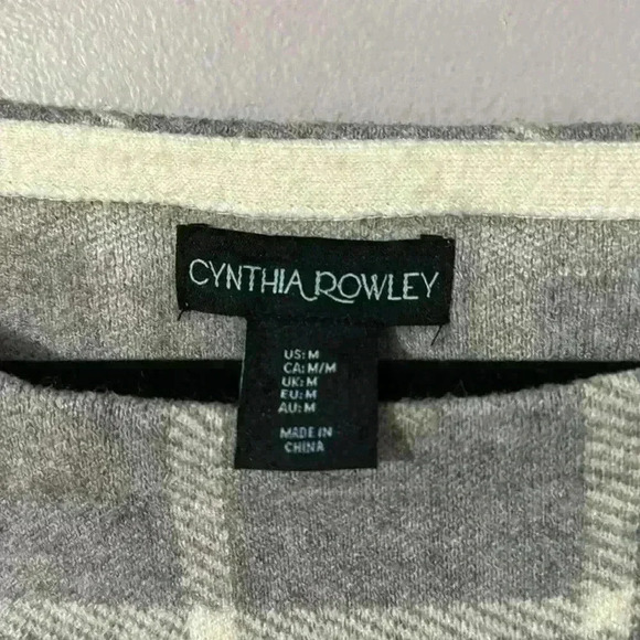 Cynthia Rowley Window Pane Cuffed Sleeve Sweater size M - Picture 2 of 6